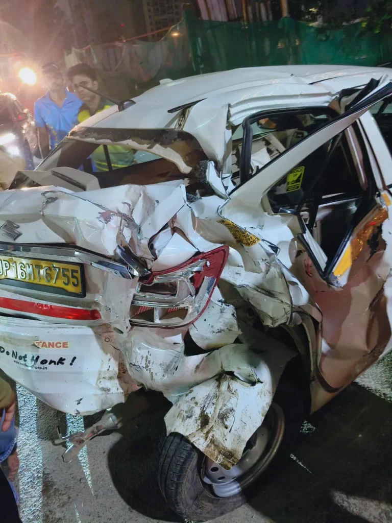 Defender ki takkar se accidental car