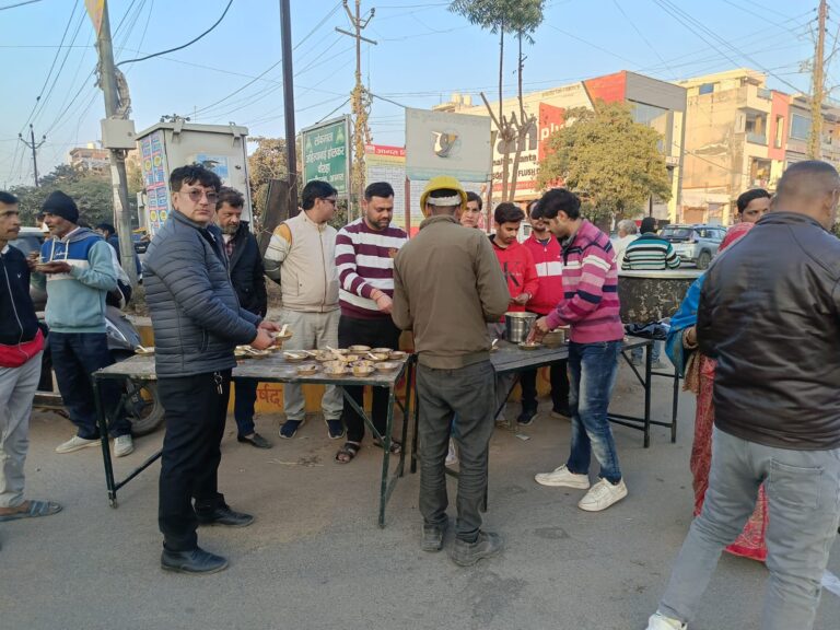 Rashtriya Bhagwa Dal Khichdi Bhoj Agra Shastripuram Charchit Chauraha 2026