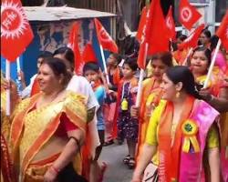 Agra Arya Mahasammelan Shobhayatra: आर्य महासम्मेलन से पहले आगरा में निकली भव्य शोभायात्रा, वैदिक उद्घोष से गूंजा शहर; उमड़ा जनसैलाब