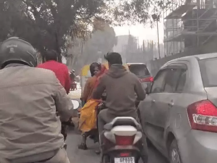 Agra traffic jam social media trend reels MG Road metro work 2026