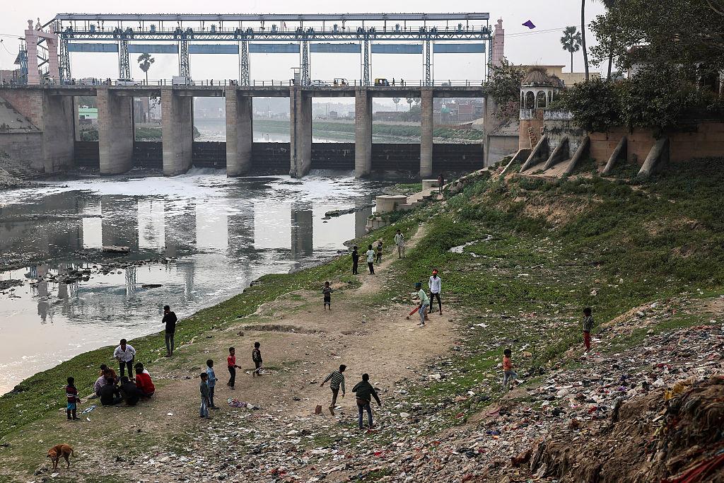 bharat-ki-chhoti-nadiyan-dharaen-sankat-jal-sankat-paryavaran