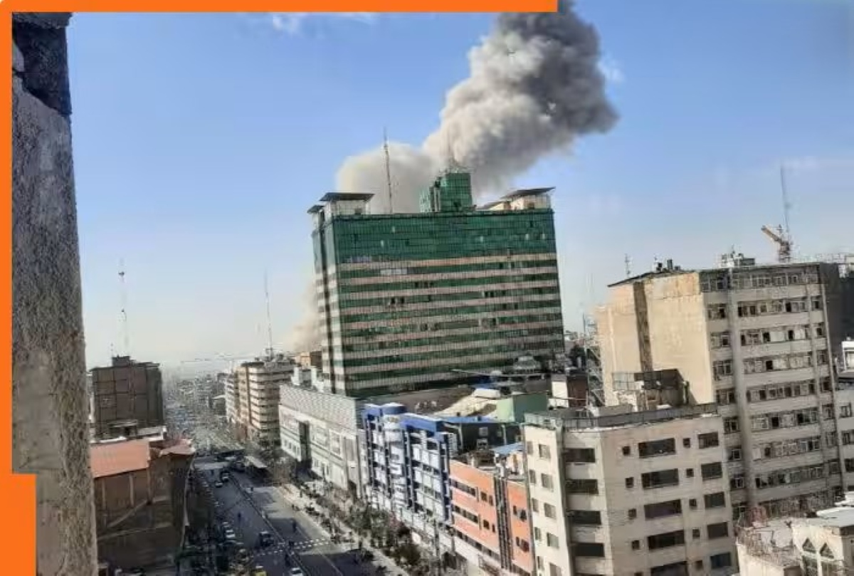 ईरान पर एयरस्ट्राइक के बाद इजरायल में आपातकाल घोषित