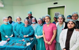 SN Medical College Agra doctors team successful myomectomy surgery 16 fibroids removed news