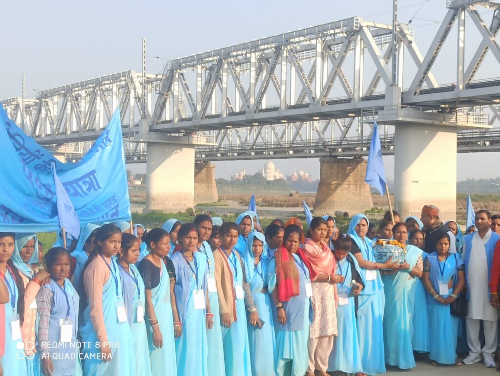 Yamuna Aviral Nirmal Padyatra Agra Jal Saheli Dr Sanjay Singh