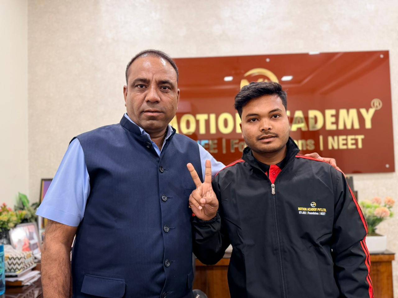 Motion Academy Agra JEE Main 2026 Toppers Shaurya Bansal Result Celebration Taj News