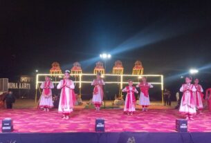 Braj Sanskritik Utsav Agra Yamuna Aarti Mayor Hemlata Mahour Taj News report
