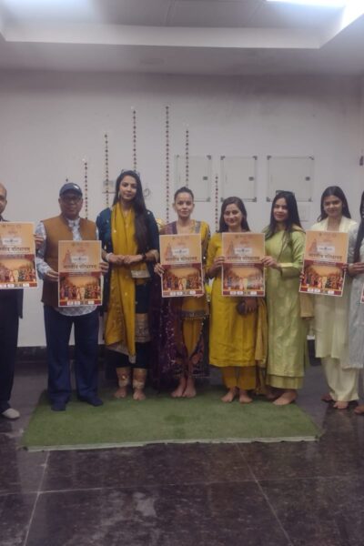 Bharatiya Paridhanam Show at Taj Mahotsav 2026 Sanskar Bharti Cultural Event Agra Taj News