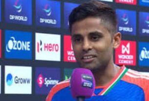 Suryakumar Yadav Batting Usman Tariq Pause Action India vs Pakistan Colombo Match Taj News