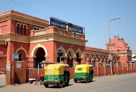Ceiling collapse at TTE Rest House Agra Fort Railway Station raises questions on construction quality, Indian Railways NCR