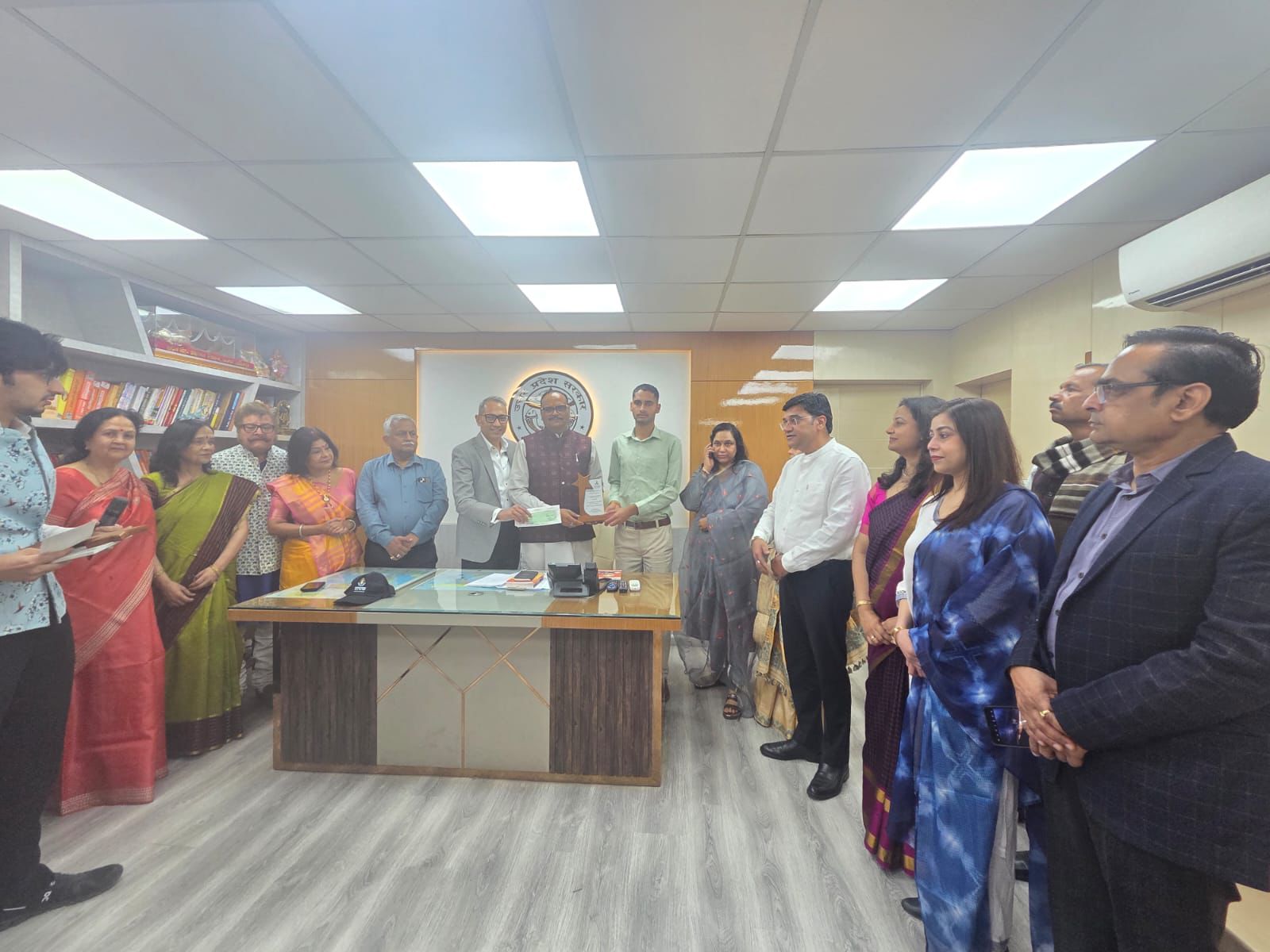 अवनीश अवस्थी जी का संबोधन