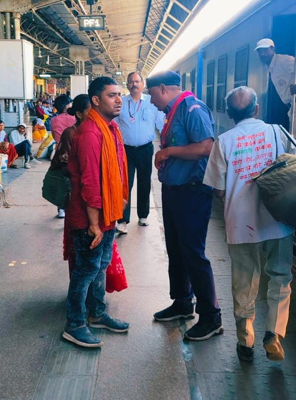 होली पर आगरा रेल मंडल की सतर्कता