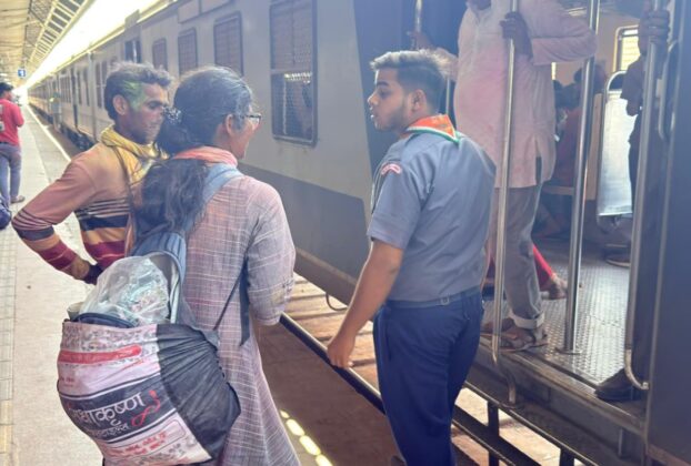 होली पर आगरा रेल मंडल की सतर्कता