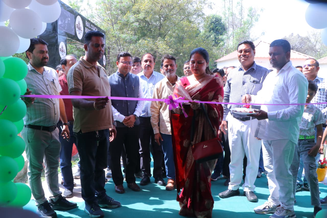 Rail Coach Restaurant Interior Design