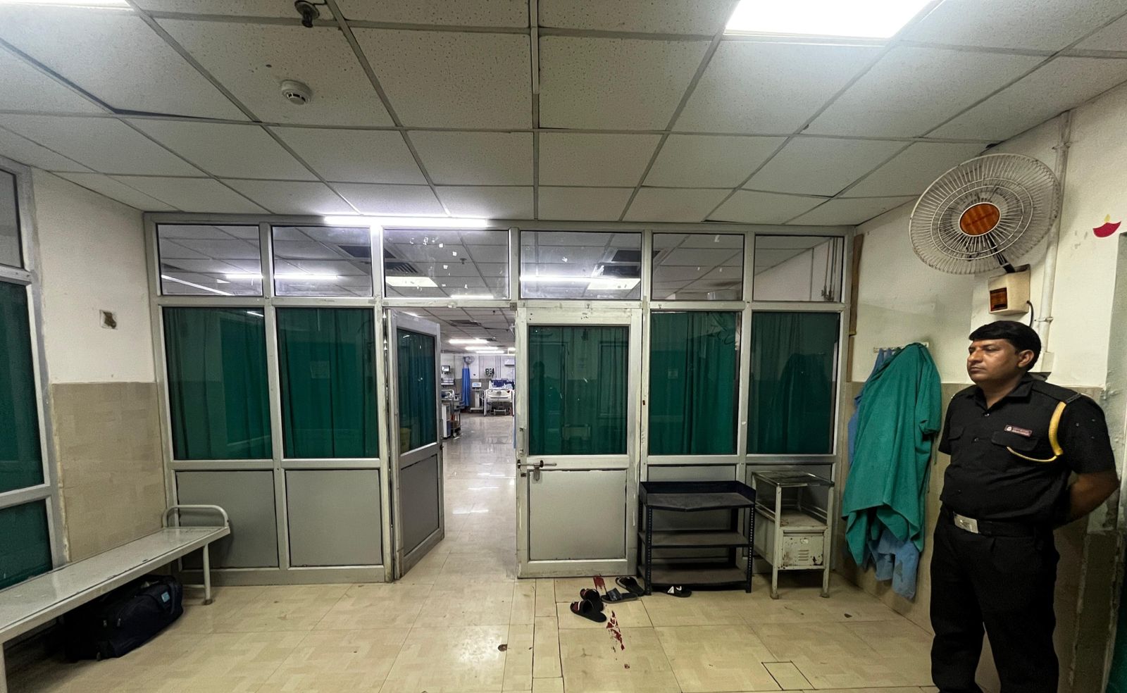 SN Medical College Agra News Pic 3