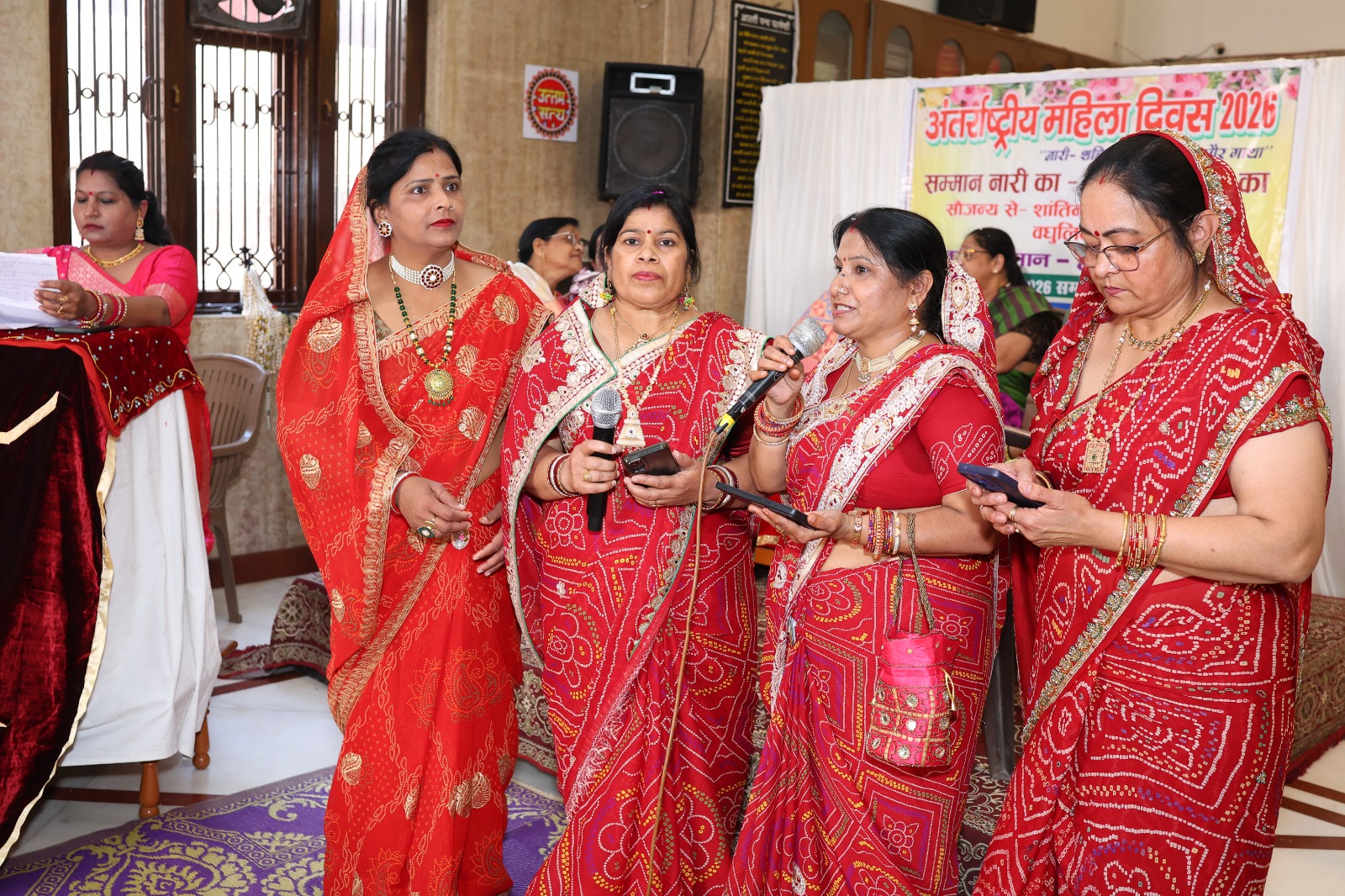 शांतिनाथ जैन मंदिर में महिला दिवस