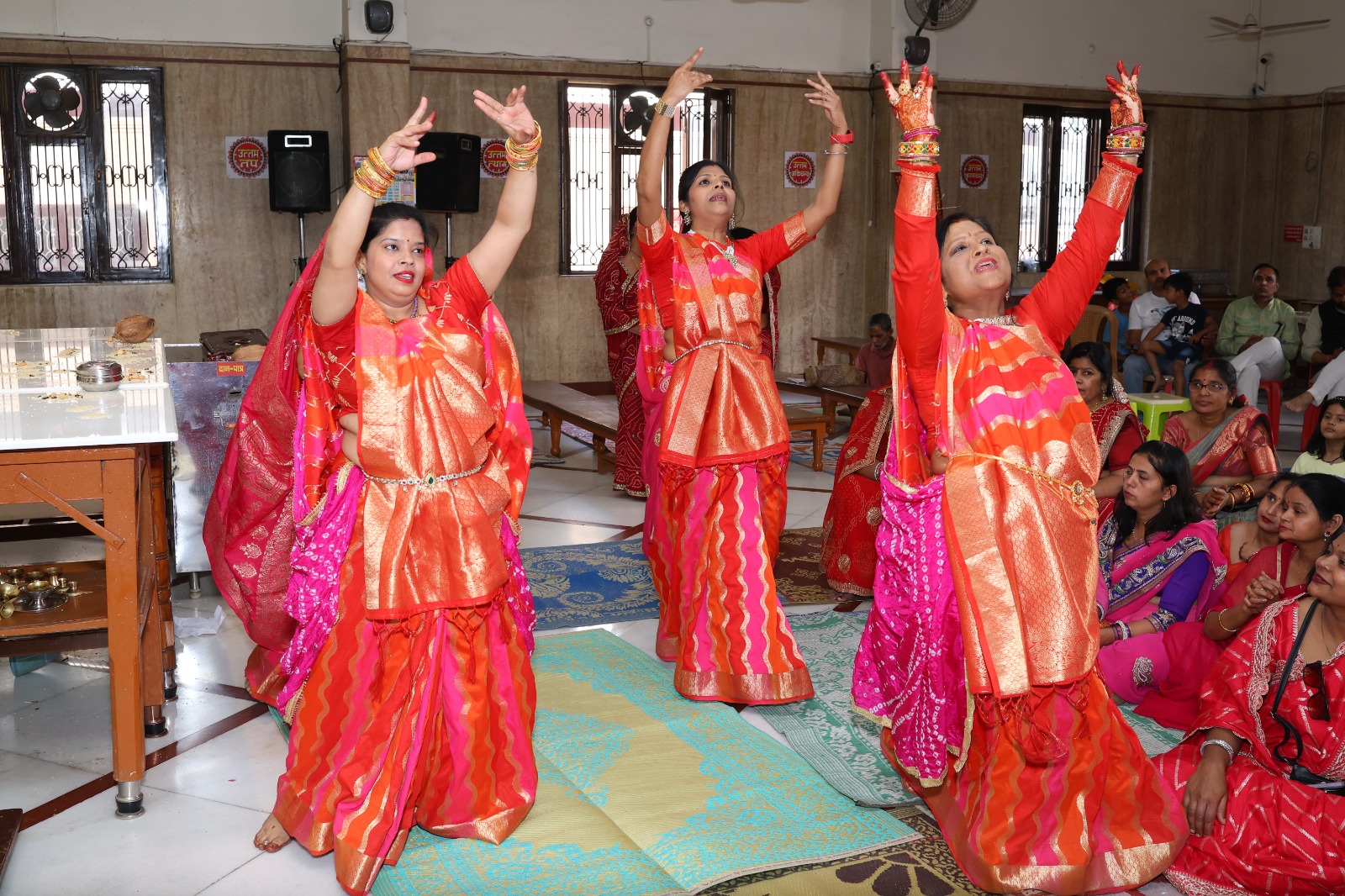 शांतिनाथ जैन मंदिर में महिला दिवस