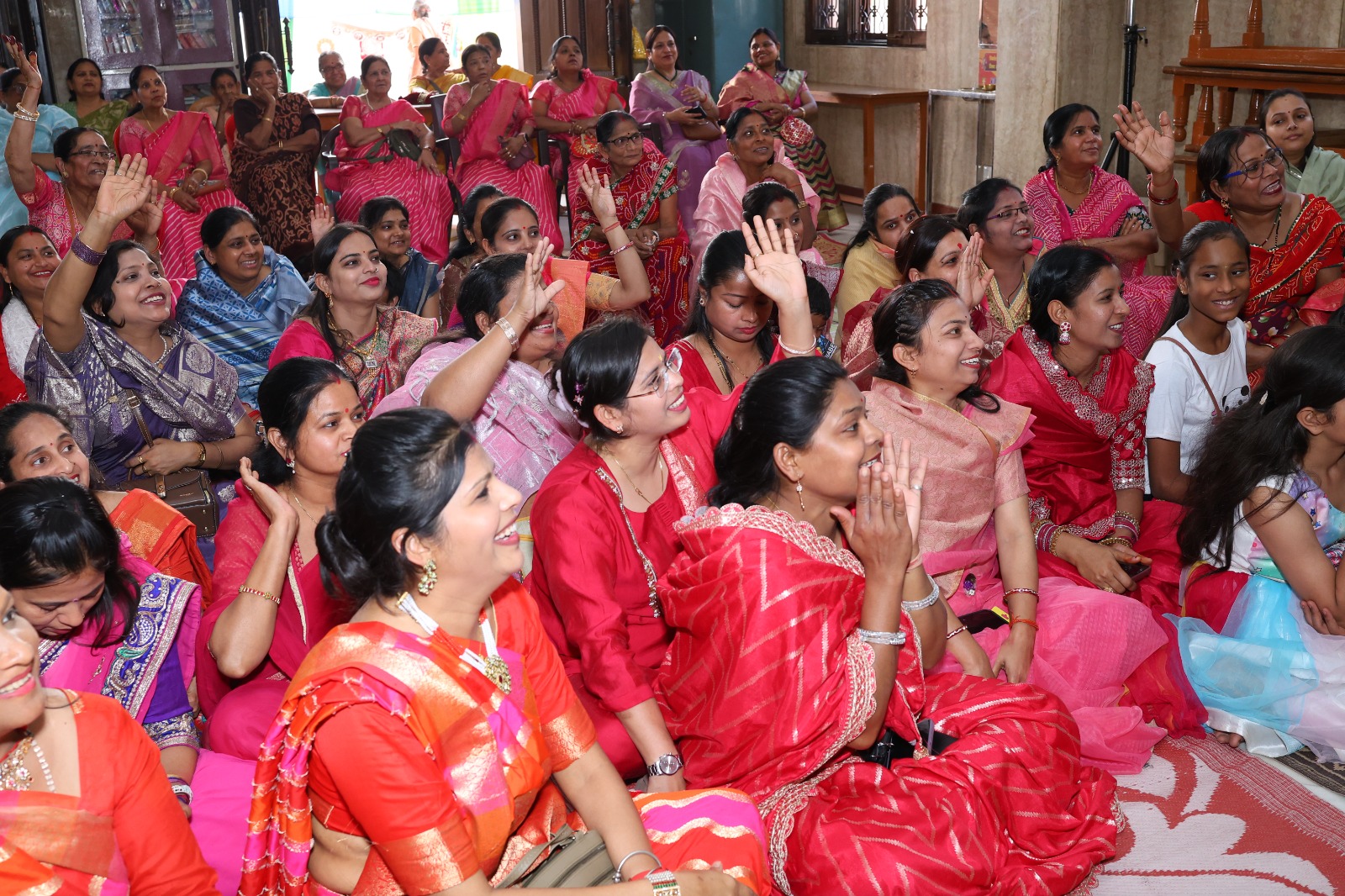 शांतिनाथ जैन मंदिर में महिला दिवस