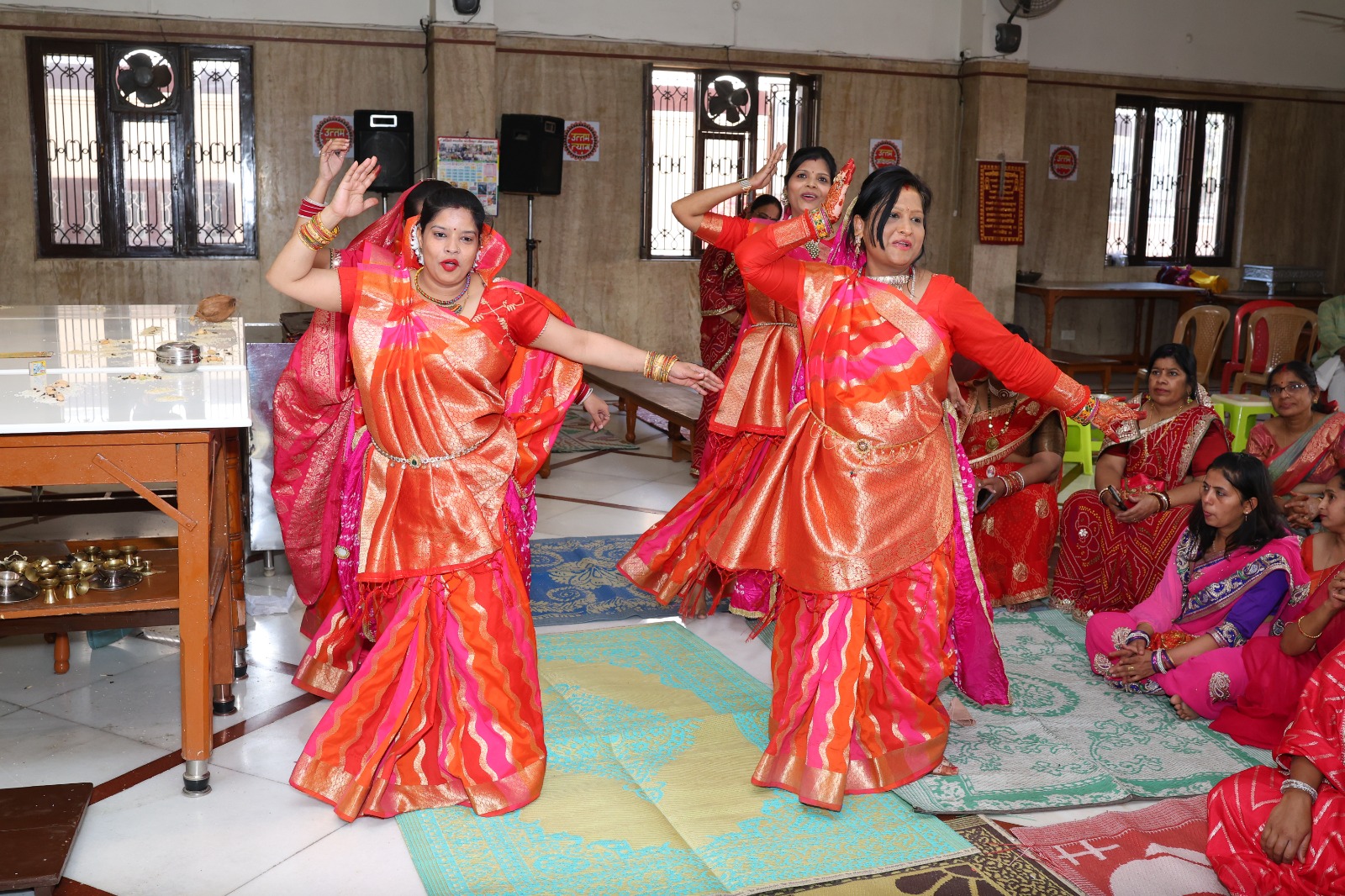 शांतिनाथ जैन मंदिर में महिला दिवस