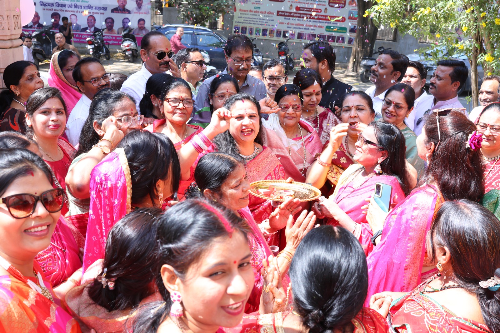 शांतिनाथ जैन मंदिर में महिला दिवस
