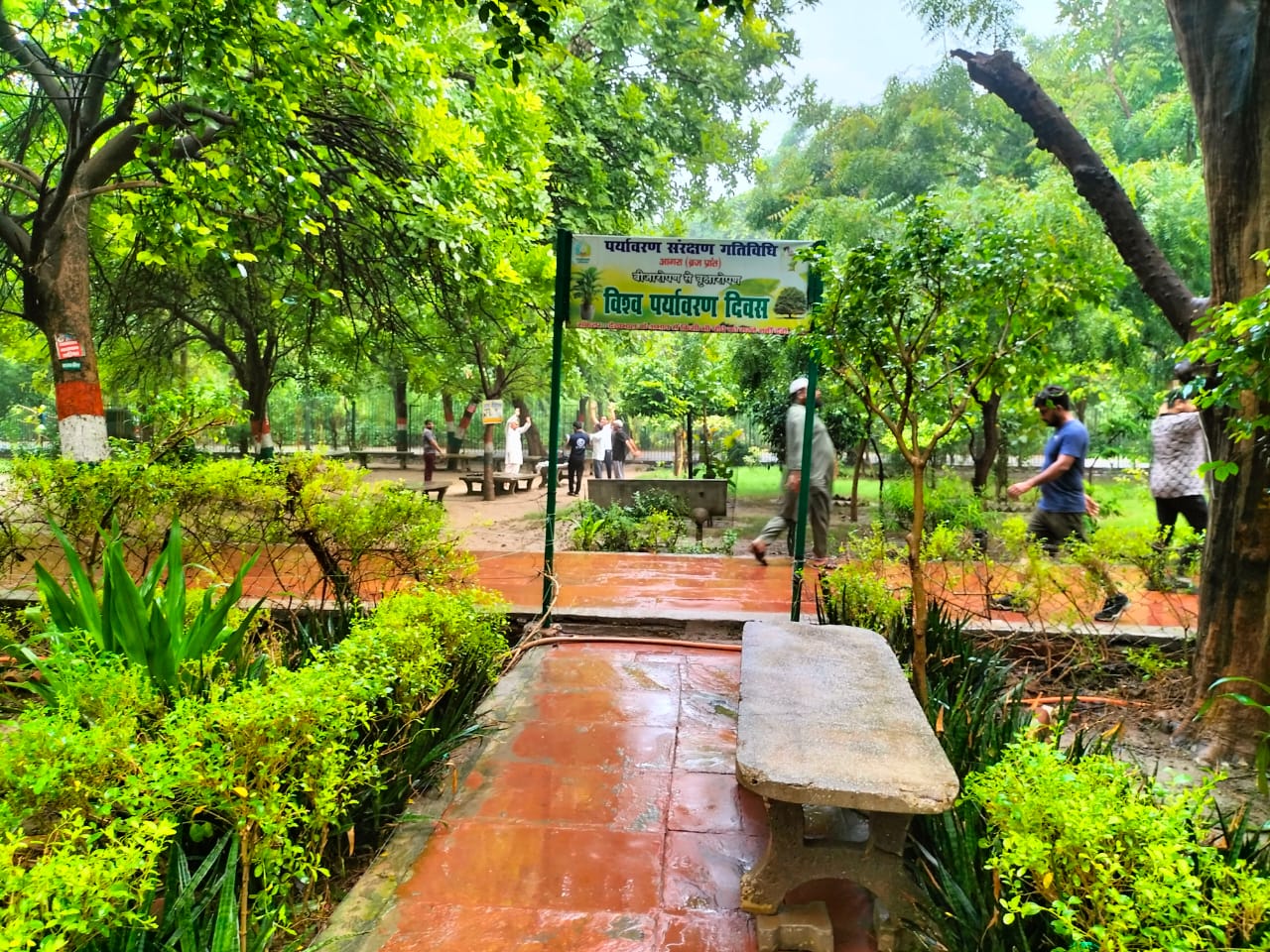 आगरा में होली मिलन समारोह