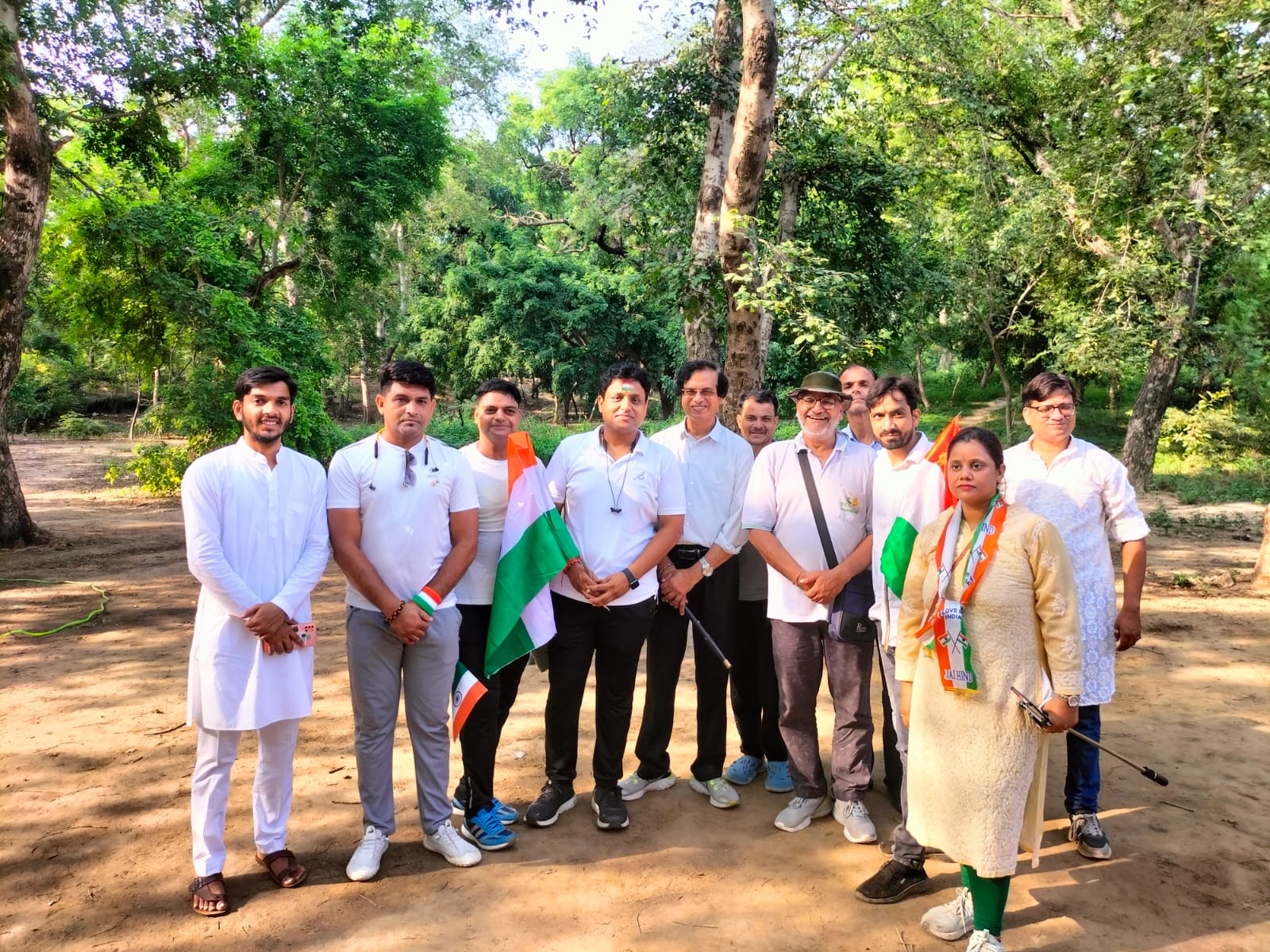 आगरा में होली मिलन समारोह