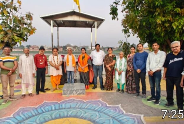 महिला दिवस पर यमुना आरती