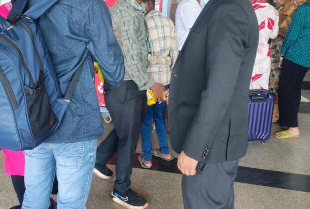 आगरा मंडल में टिकट चेकिंग अभियान के दौरान 25,847 केस दर्ज