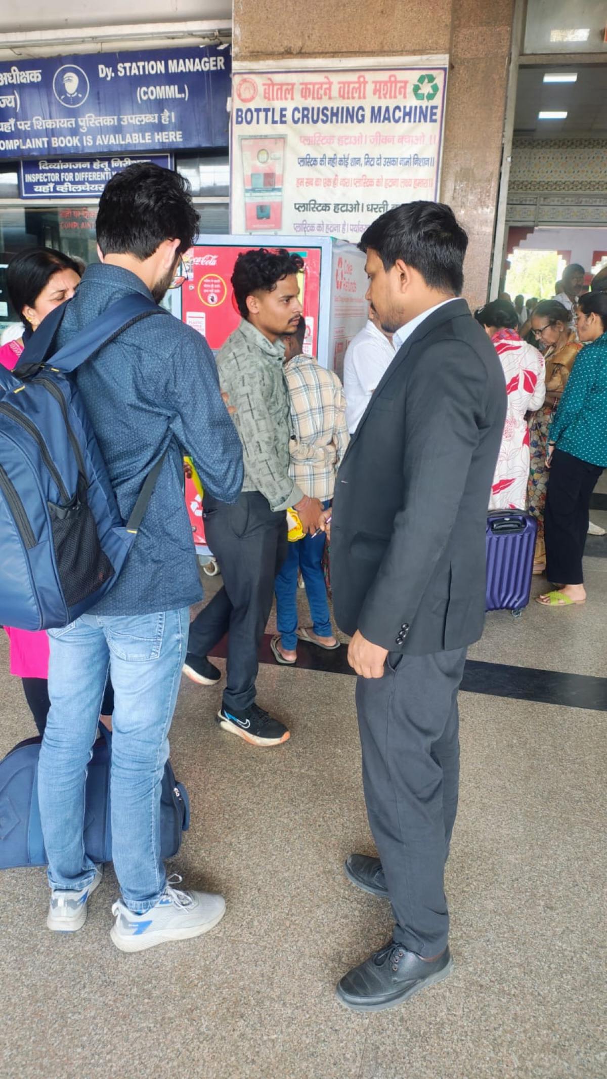 आगरा मंडल में टिकट चेकिंग अभियान के दौरान 25,847 केस दर्ज