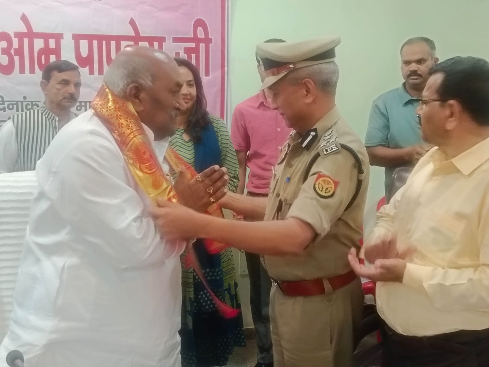 आगरा में नियम पुनरीक्षण समिति की बैठक