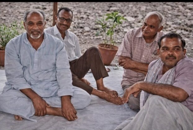 आगरा के सत्याग्रही और वरिष्ठ पत्रकार विनय पालीवाल के निधन की शोक रपट।