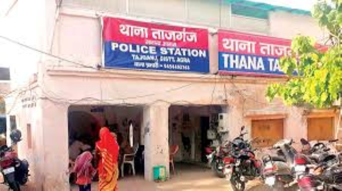 18 year old newlywed commits suicide in Agra Tajganj area just 38 days after marriage