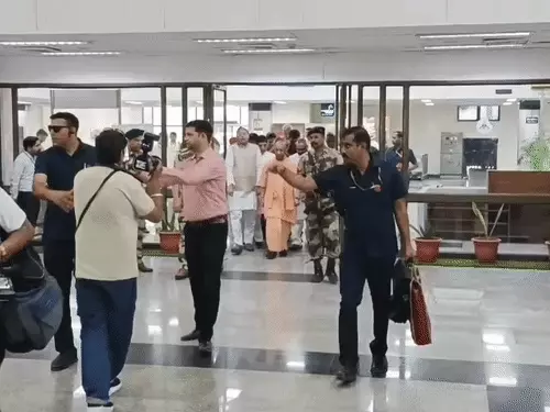 आगरा में सीएम योगी