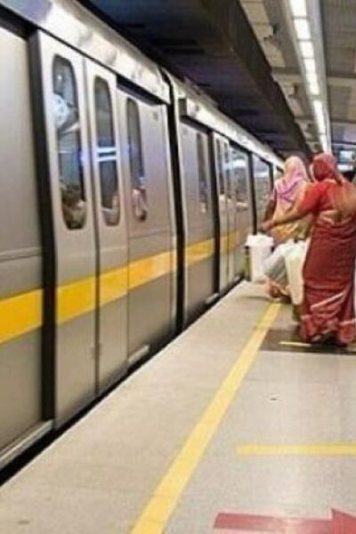 फतेहाबाद रोड मेट्रो स्टेशन पर हड़कंप और कारतूस बरामदगी