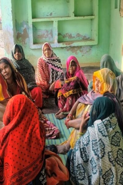 aarthik tangi se mahila ki maut