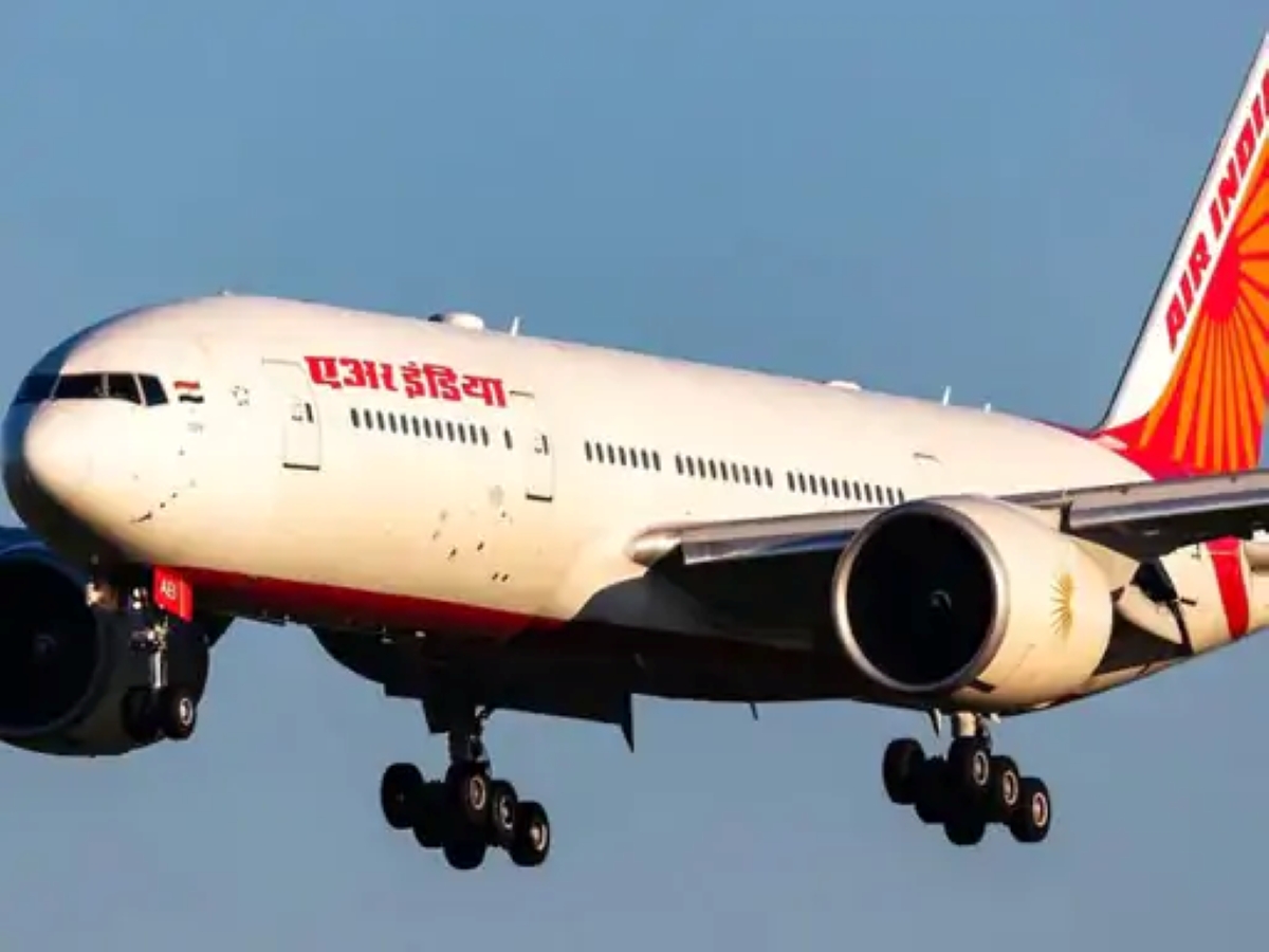 एअर इंडिया दिल्ली वैंकूवर फ्लाइट AI-185 चीन के कुनमिंग एयरस्पेस से वापस दिल्ली लौटी - ताज न्यूज़।