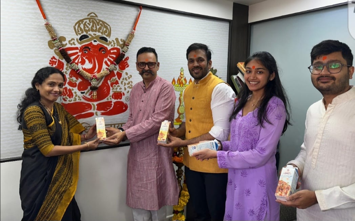 Brij Khandelwal article on banning single use plastic in temples and green water initiative