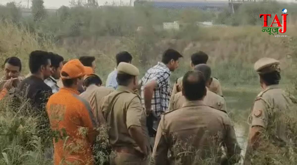 नोएडा सेक्टर 94 में छात्र के डूबने के बाद एसडीआरएफ का रेस्क्यू ऑपरेशन