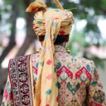 मैनपुरी में शादी समारोह के दौरान नेग को लेकर हुए विवाद और पुलिस हस्तक्षेप का प्रतीकात्मक दृश्य