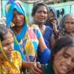 सोनभद्र में बस की खिड़की से बाहर सिर निकालने पर खंभे से टकराकर किशोर की मौत का प्रतीकात्मक दृश्य