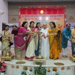आगरा में विश्व नृत्य दिवस पर आयोजित सांस्कृतिक संध्या के दौरान नृत्य प्रस्तुति देते प्रतिभाशाली नन्हे कलाकार