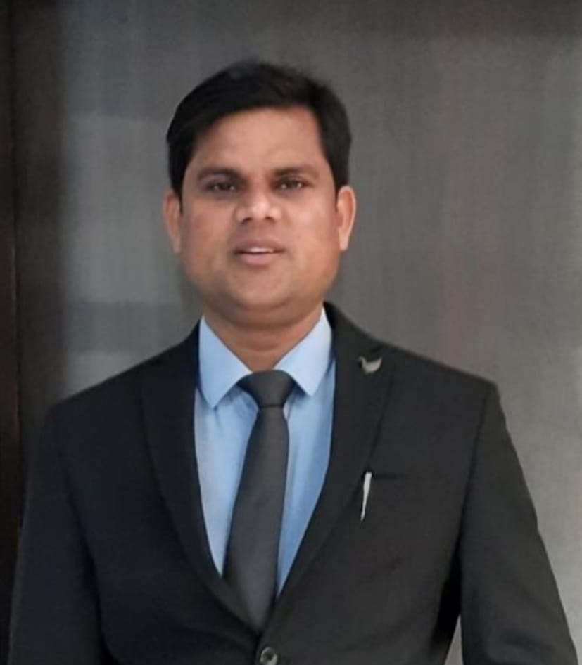Dr Pramod Kumar Writer