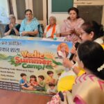 आगरा: आर्य केंद्रीय सभा ने फूंका संस्कारों का शंखनाद, विजय नगर में 'संस्कारशाला' का भव्य आगाज आगरा के विजय नगर में आर्य केंद्रीय सभा द्वारा संस्कारशाला के शुभारंभ पर उपस्थित आर्यजन और वैदिक अनुष्ठान का दृश्य