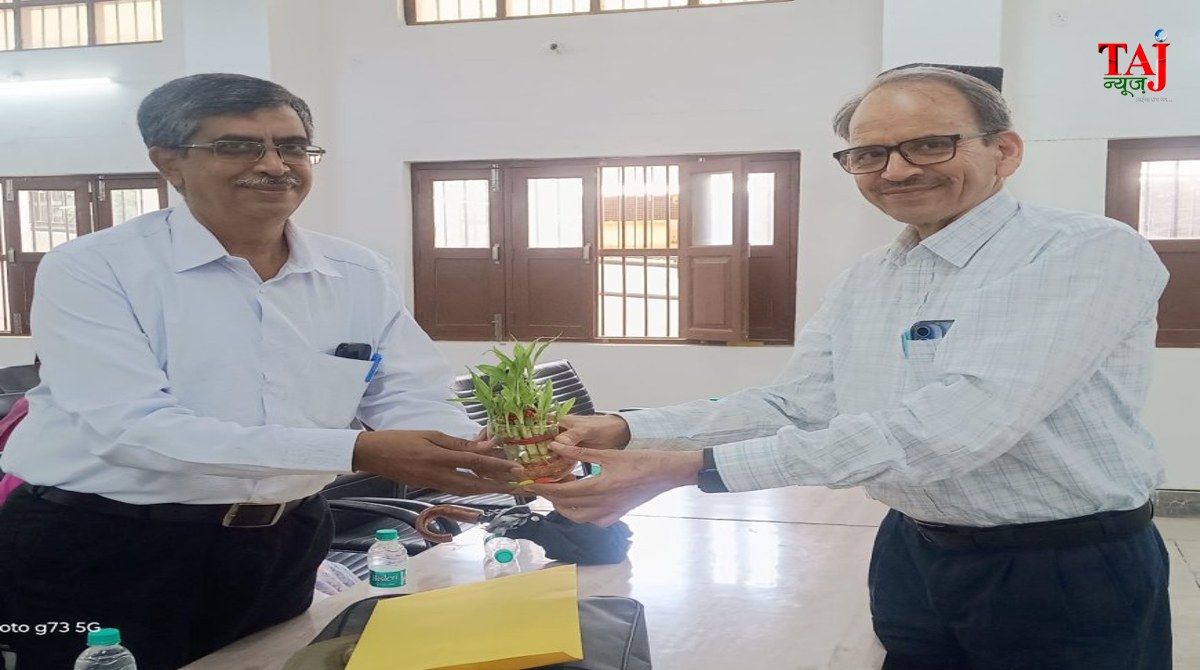 Dayalbagh Educational Institute DEI Agra organized national five day faculty development program on AI in academic research
