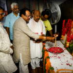 आगरा के जेपी सभागार में विकसित भारत सम्मेलन का आयोजन: केंद्रीय मंत्री डॉ. वीरेंद्र कुमार ने गिनाईं उपलब्धियां, बोले - विकसित भारत 2047 अब 140 करोड़ भारतीयों का राष्ट्रीय संकल्प Union Minister Dr Virendra Kumar and party leaders presenting at Developed India Conference pavilion inside JP Sabhagar Agra review setup.