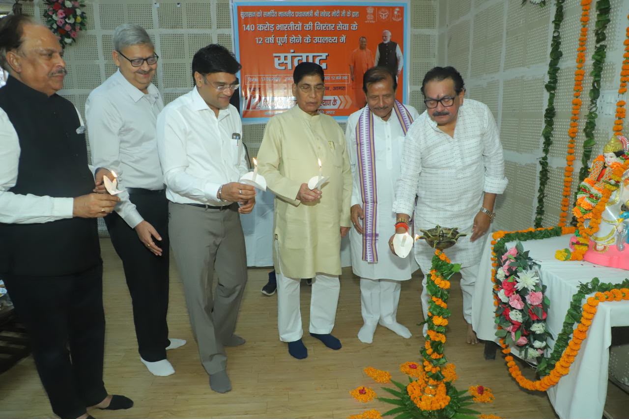 SP Singh Baghel addressing the Sangoshthi at SN Medical College Agra