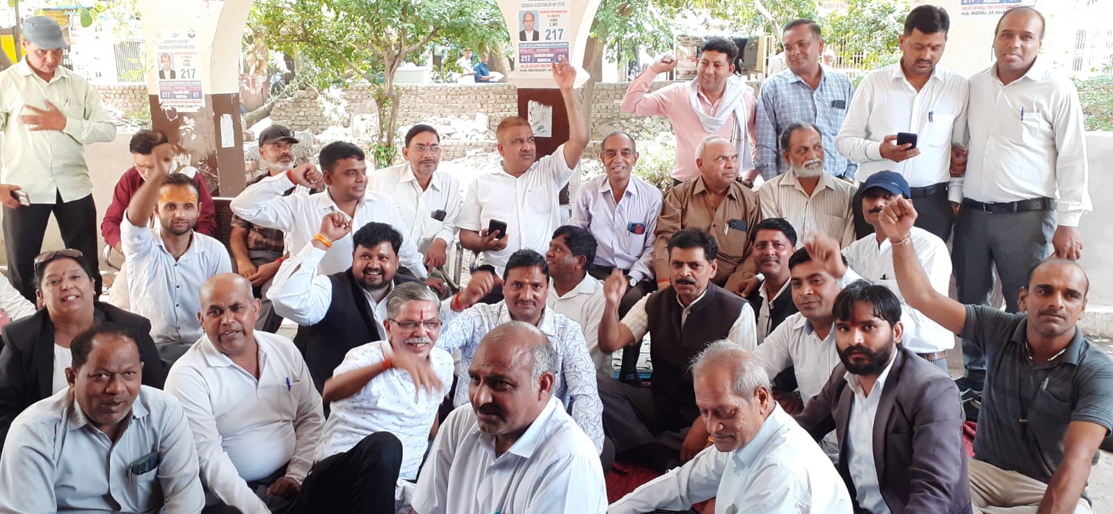 Lawyers and committee members official signed strike declaration sheet inside Agra tehsil
