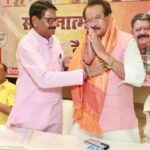 आगरा के होटल पी एल पैलेस में मिशन 2027 को लेकर आयोजित भाजपा महानगर सांगठनिक बैठक में उपस्थित केंद्रीय राज्य मंत्री प्रो. एसपी सिंह बघेल और महानगर अध्यक्ष राजकुमार गुप्ता का विनुअल समूह