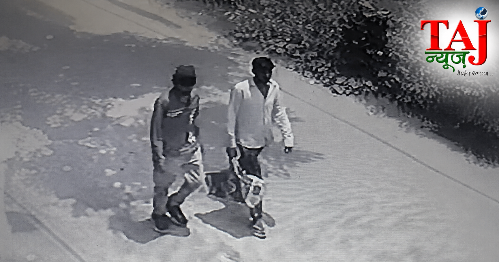 Agra police analyzing local residential security camera logs and cctv footage to identify suspect thieves in khandauli residential burglary case