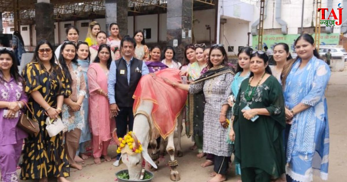 Lions Club Flamingo Agra members performing rituals and offering Chappan Bhog to cows at Atithivan Gaushala to start their new session