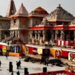 महाकुंभ के दौरान राम मंदिर में पड़ी ‘सबसे बड़ी डकैती’?, चढ़ावा गिनने वाले अतिरिक्त स्टाफ को लेकर चौंकाने वाला खुलासा अयोध्या राम मंदिर परिसर और महाकुंभ के दौरान सुरक्षा बलों की तैनाती की फाइल फोटो
